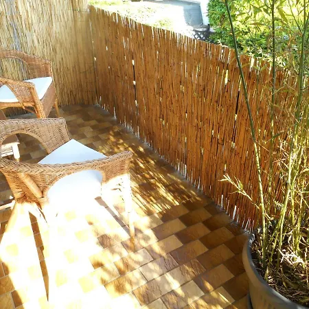 Cologne Homestay Exterior foto